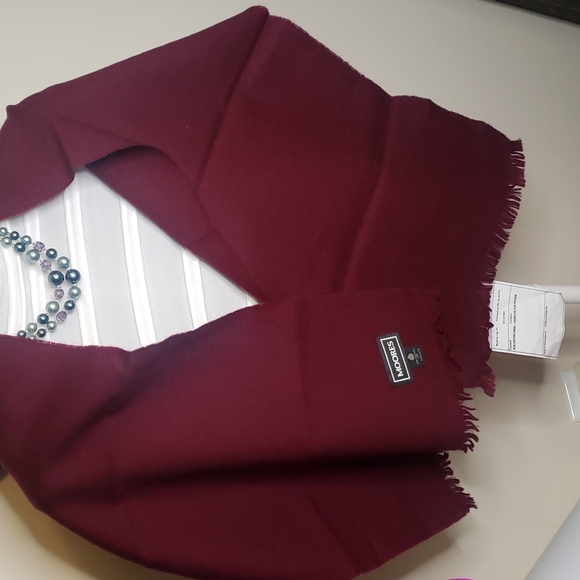 Beautiful soft 100% lambs wool scarf - Picture 1 of 4